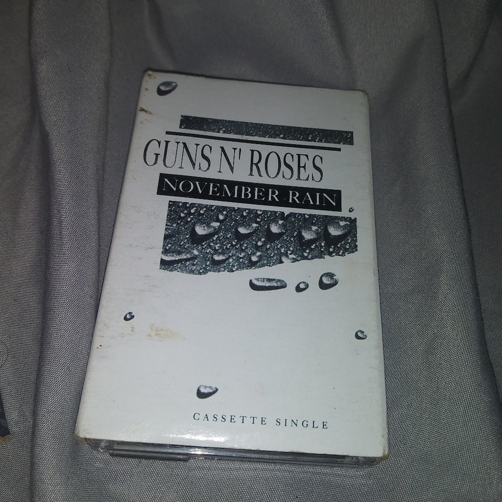Lot of 2 Guns & Roses singles cassette tapes November Rain & U Could B Mine
